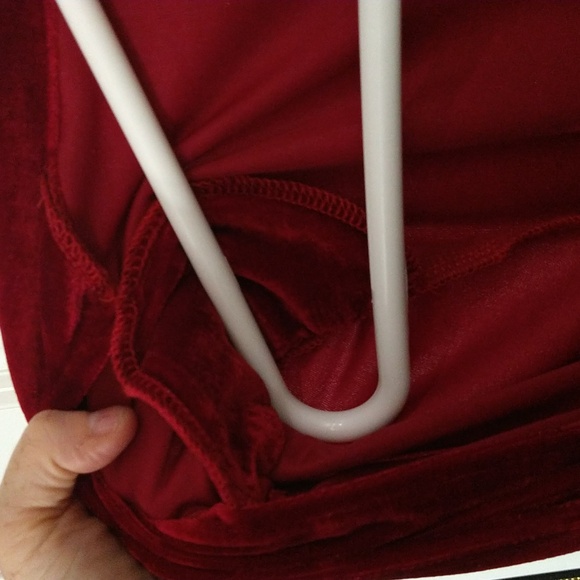 Beautiful Dark Red Velvet Shein Blazer - Picture 9 of 10